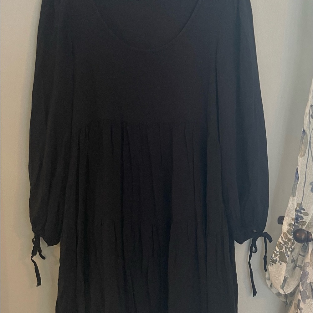 Urban Outfitters Tiered Peasant MIDI Dress Size M Black